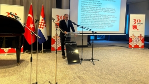 Başkan Gülpınar'a Hırvatistan'da 'Büyük Şükran Belgesi' Takdim Edildi