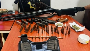 Birecik'te uyuşturucu ve silah operasyonu