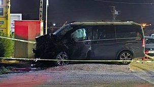 Bozova'da 2 aracın çarpıştığı kazada 6 kişi yaralandı