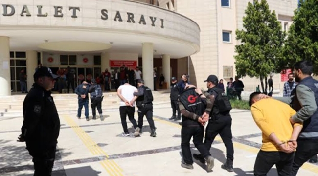  Şanlıurfa'da aranan şahıslara operasyon: 419 gözaltı