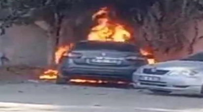 Suruç'ta otomobil alev alev yandı