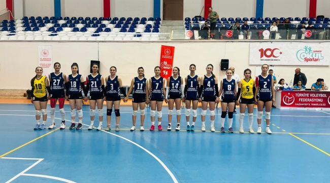 Viranşehir Kadın Voleybol Takımı Seriye Devam Ediyor