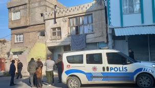 Birecik'te bir şahıs evinde kendini astı