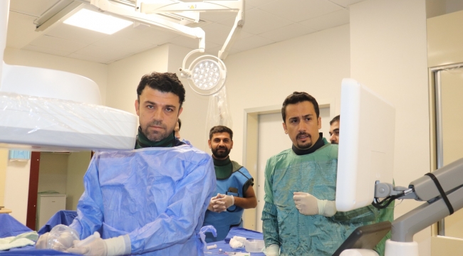 Harran Üniversitesi Hastanesi, Şeker Hastalarında Bacak Damar Tıkanıklıklarını Ameliyatsız Tedavi Ediyor