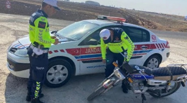 Jandarma motosiklet hırsızlarını Viranşehir'de yakaladı