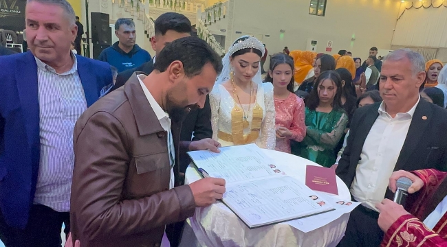 Karakış ailesinin mutlu günü