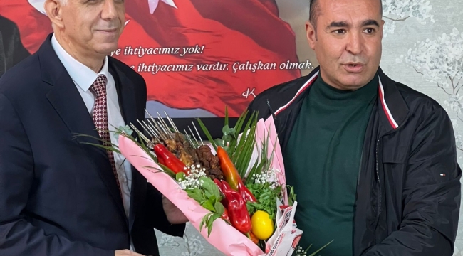  Öğretmenler Gününde Ciğerli kutlama 