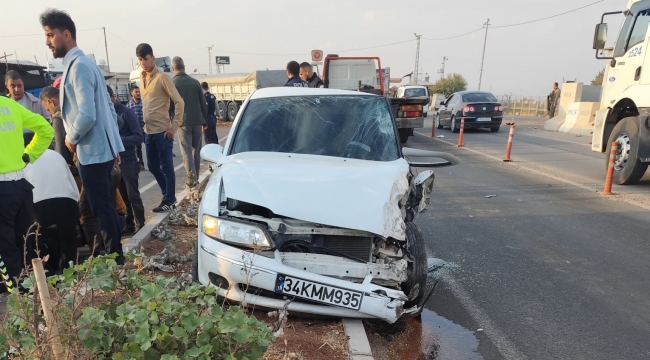 Şanlıurfa'da tır ile otomobil çarpıştı, 1 yaralı