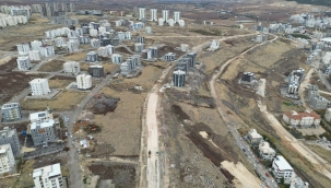 Büyükşehir 13 İlçede Yol Ağını Genişletiyor