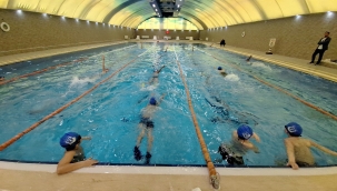 Gençler Büyükşehir İle Yüzme Olimpiyatlarına Hazırlanıyor