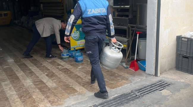 Şanlıurfa'da kaçak dolumlu tüpler ele geçirildi 