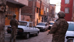 Şanlıurfa'da PKK/YPG ve DEAŞ operasyonu: 4 gözaltı