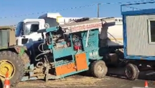 Şanlıurfa'da traktör ile kamyonet çarpıştı: 4 yaralı