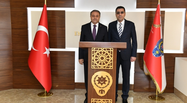 Vali Şıldak'tan, Müdür Aksoy'a iadeyi ziyaret
