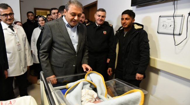 2025'in İlk Bebeği Şanlıurfa'da Dünyaya Geldi