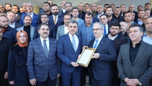 Başkan Günbegi Mazbatasını Aldı