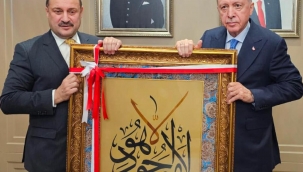 Cumhurbaşkanı Erdoğan, Şanlıurfa'da Belediye Başkanı Gülpınar ile Buluştu