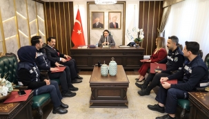 Kaymakam başarılı zabıta ekibini ödüllendirdi