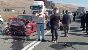 Şanlıurfa- Birecik yolunda feci kaza: 9 yaralı
