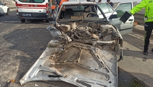 Şanlıurfa'da iki otomobil çarpıştı, 2 yaralı