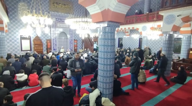 Şanlıurfa'da Regaip kandil coşkusu 