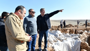 Vali Şıldak, tarihi alanlardan incelemelerde bulundu