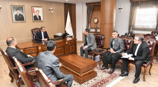 Vali Şıldak Vatandaşları Dinledi