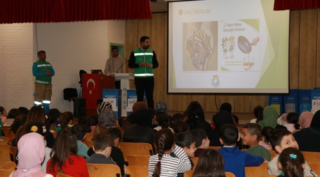 Haliliye Belediyesi'nin Sıfır Atık Eğitimi Renkli Defileye Sahne Oldu 
