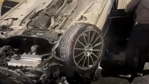 Karaköprü'de otomobil takla attı