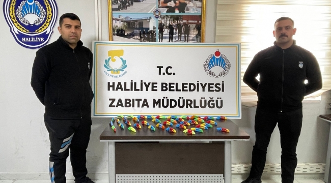 Okul kantinlerinde 'Oyuncak Maket Bıçak ele geçirildi 