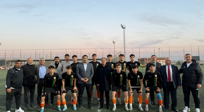 Şanlıurfa Büyükşehir Belediye Spor U18 Takımı Ligi Lider Olarak Kapattı