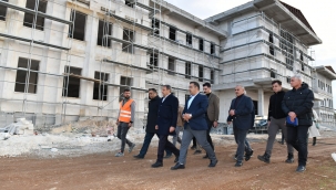 Vali Şıldak, yeni hükümet konaklarında incelemede bulundu