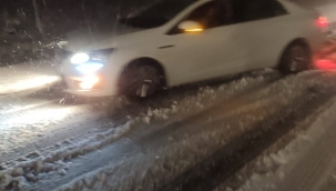 Viranşehir-Diyarbakır Yolunda Kar Engeli: Karayolları Ekipleri Seferber Oldu