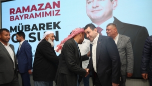 Başkan Özyavuz , Harranlı hemşehrileriyle bayramlaştı