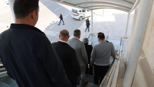 Büyükşehir Belediyesi, Yürüyen Merdivenli Üst Geçidi Onardı 