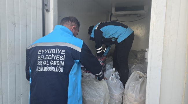 Eyyübiye'de Her Akşam 1000 Ailenin Sofrası Bereketleniyor 