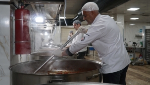 Haliliye'de Ramazan Bereketi: Binlerce Kişiye İftar Yemeği Ulaştırılıyor