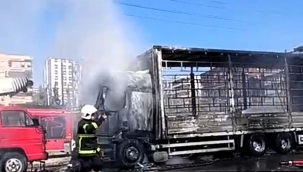 Karaköprü'de araç küle döndü 