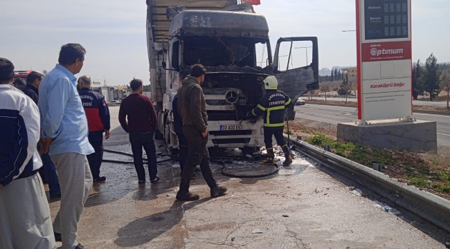 Karaköprü'de Tır Yangını