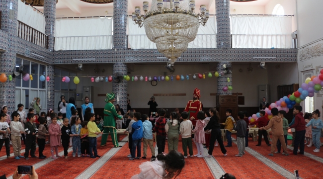 Minik çocuklar Ramazan coşkusu doyasıya yaşadı 