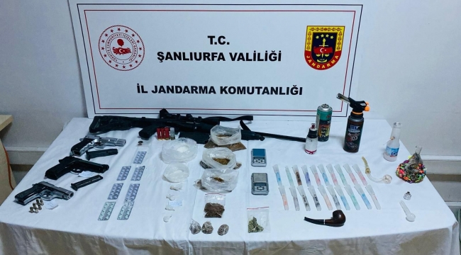 Şanlıurfa'da silah kaçakçılarına operasyon, 5 gözaltı!