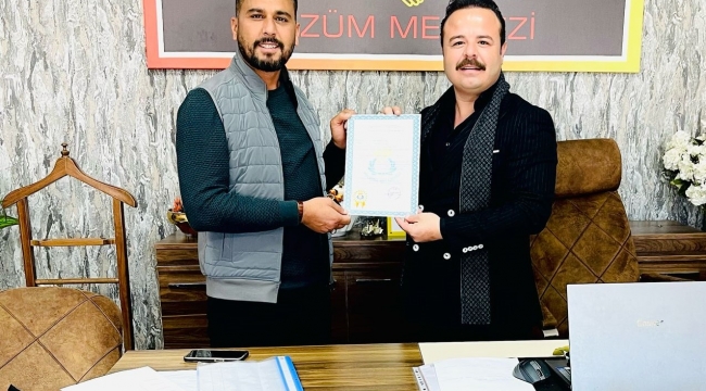 Şanlıurfa Oto Kiralamacılar Derneği Türkiye'de Bir İlke İmza Attı!