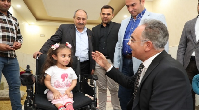 Başkan Mehmet Kuş'tan anlamlı hediye