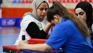 HRÜ Sporcularından Bilek Güreşi Türkiye Şampiyonasında Büyük Başarı