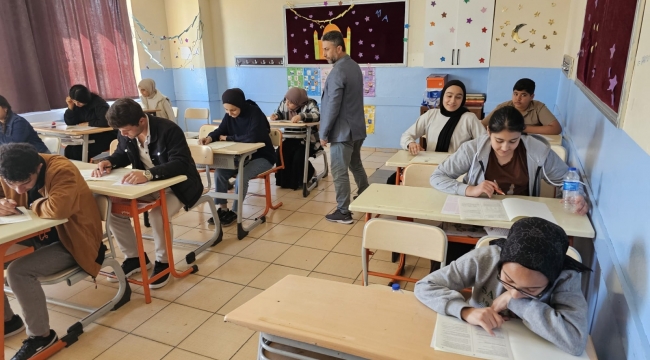Öğrenciler ''Umre Ödüllü'' Sınav Heyecanı Yaşadı