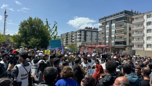 Ömerli köyüne gitmek için yürüyen kalabalığa güvenlik güçleri izin verilmedi