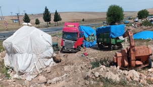 Şanlıurfa'da Akaryakıt Yüklü Tır Kaza Yaptı