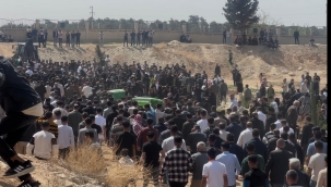 Şanlıurfa'da Göçükte Hayatını Kaybeden İşçiler Toprağa Verildi