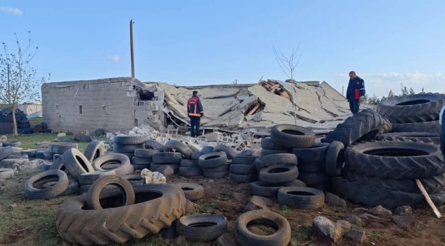 Şanlıurfa'da Hortum Korkuttu: Ev ve Ahır Yerle Bir Oldu