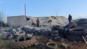 Şanlıurfa'da Hortum Korkuttu: Ev ve Ahır Yerle Bir Oldu